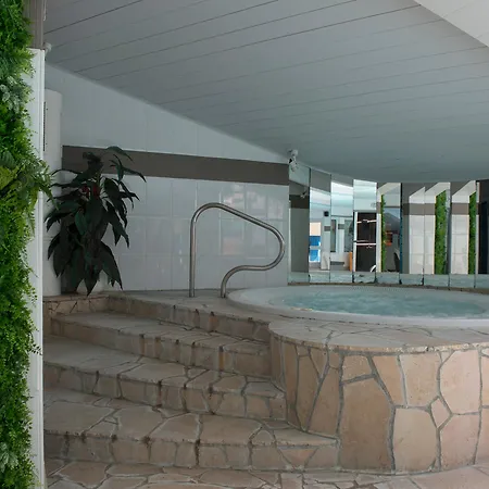 Hotel Chalet-hotel Les Gentianettes, The Originals Relais 4*