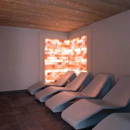 Chalet-hotel Les Gentianettes, The Originals Relais Hotel